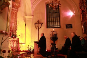 arcybiskup jędraszewski w kościele świętego floriana
